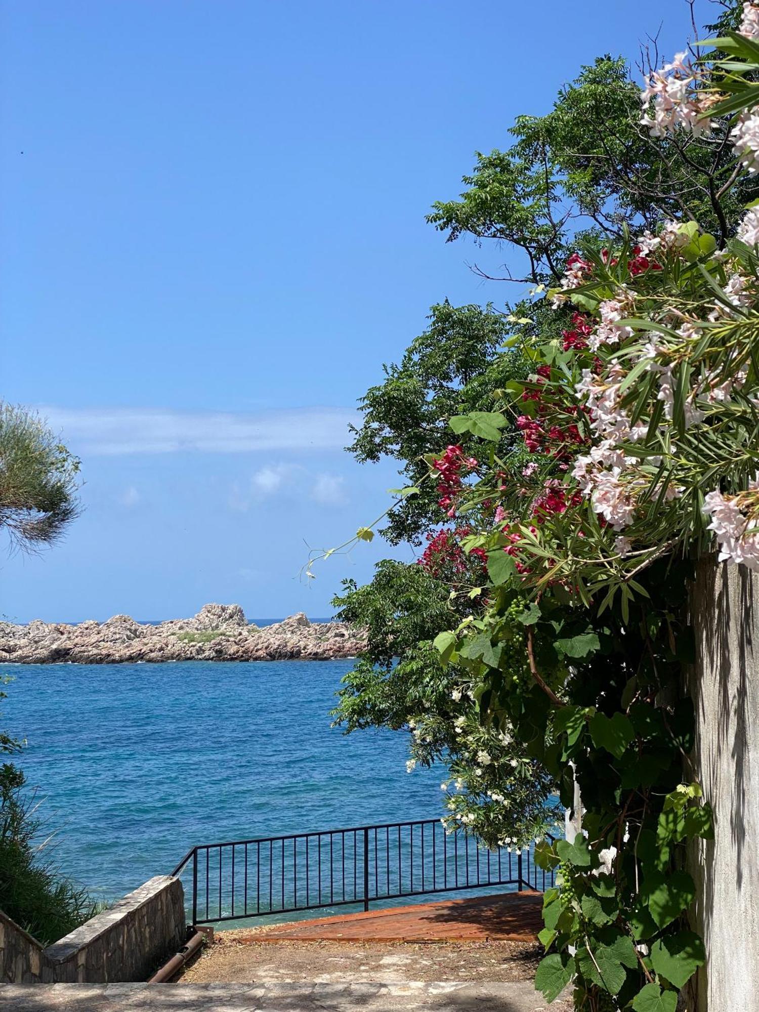 Adriatic Masterpiece * Sveti Stefan